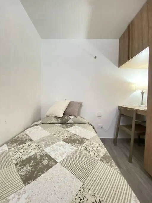 Holiday home House Between Poblado And Laurels / Casa En Belen Al Frente De La Unidad Deportiva. Medellin